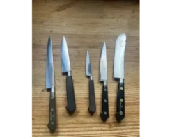 L'OFFRE TERRIBLE - PAQUET SURPRISE INOX - un total de 10 mètres de lame (minimum 35 couteaux dans le paquet)