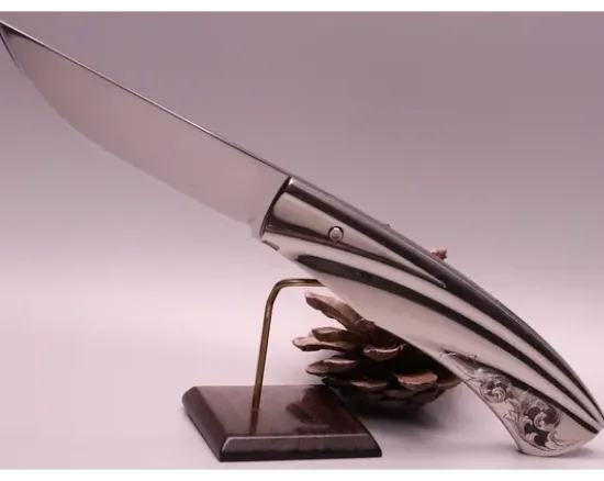 Roberto Ottonello - Bilame -Liner Lock Bouton- Titane gravé