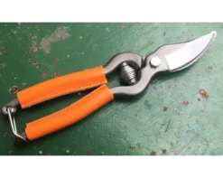 Sécateur de Jardin 18 cm - revêtement des branches en cuir ORANGE
