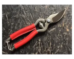 Sécateur de Jardin 18 cm - revêtement des branches en cuir ROUGE