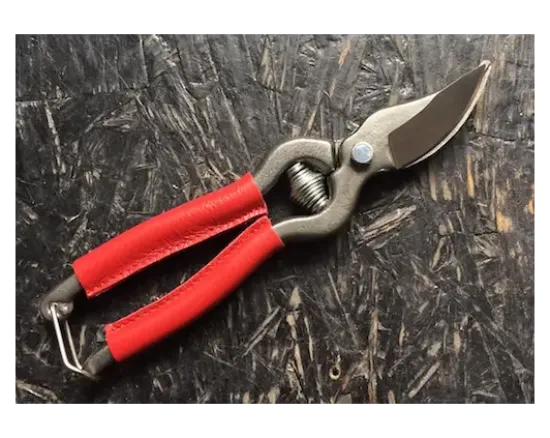 Sécateur de Jardin 18 cm - revêtement des branches en cuir ROUGE